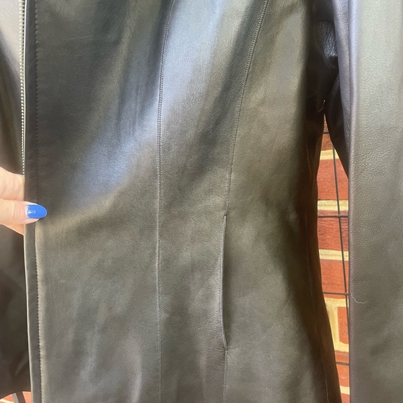 Women’s Cole Haan lambskin Leather motorcycle jacket, zip up, size 16. Fitted - Picture 5 of 7